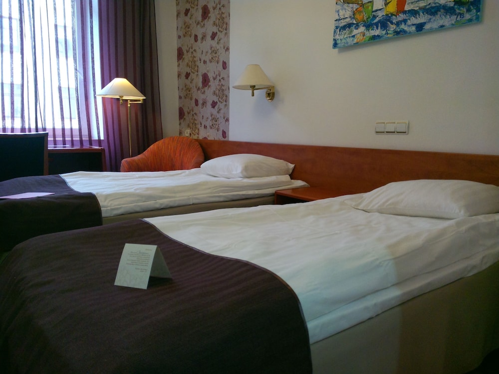 A1 Hotel 26/51
