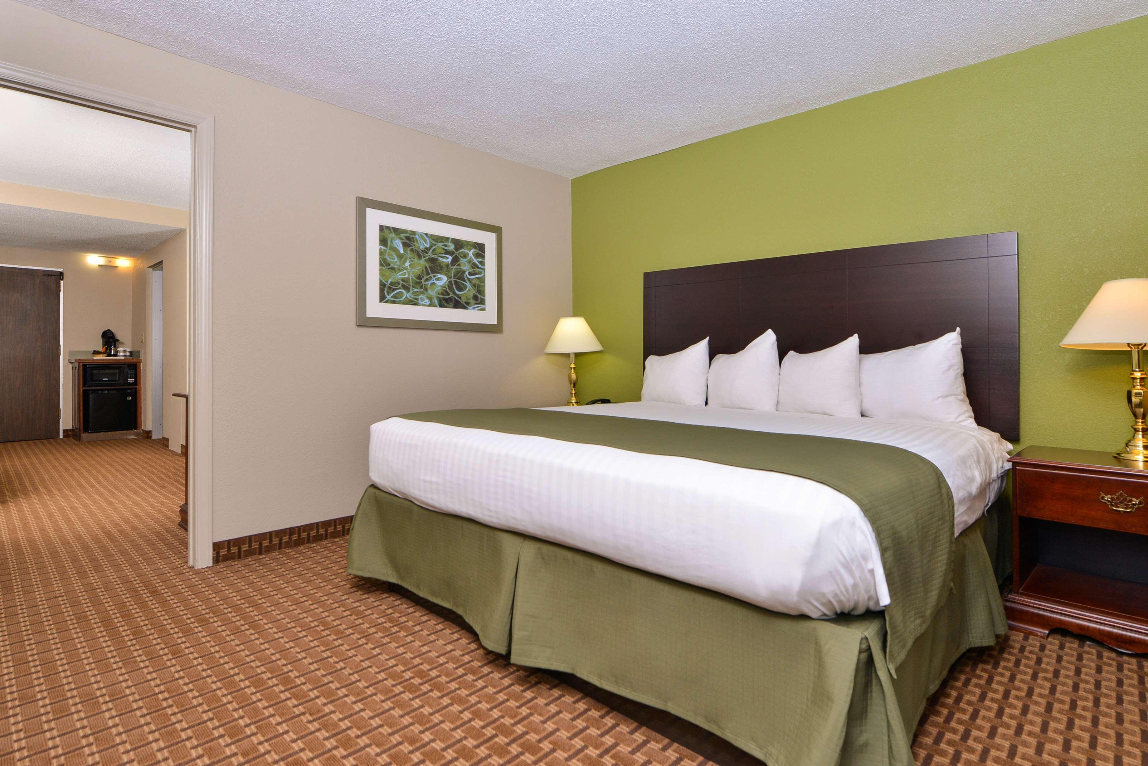 Raleigh North downtown Hotel 8/18