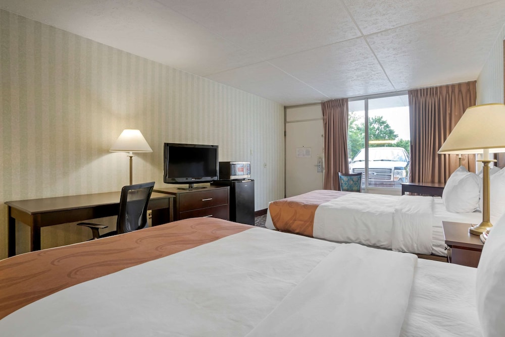 Quality Inn Fredericksburg Near Historic Downtown 23/44