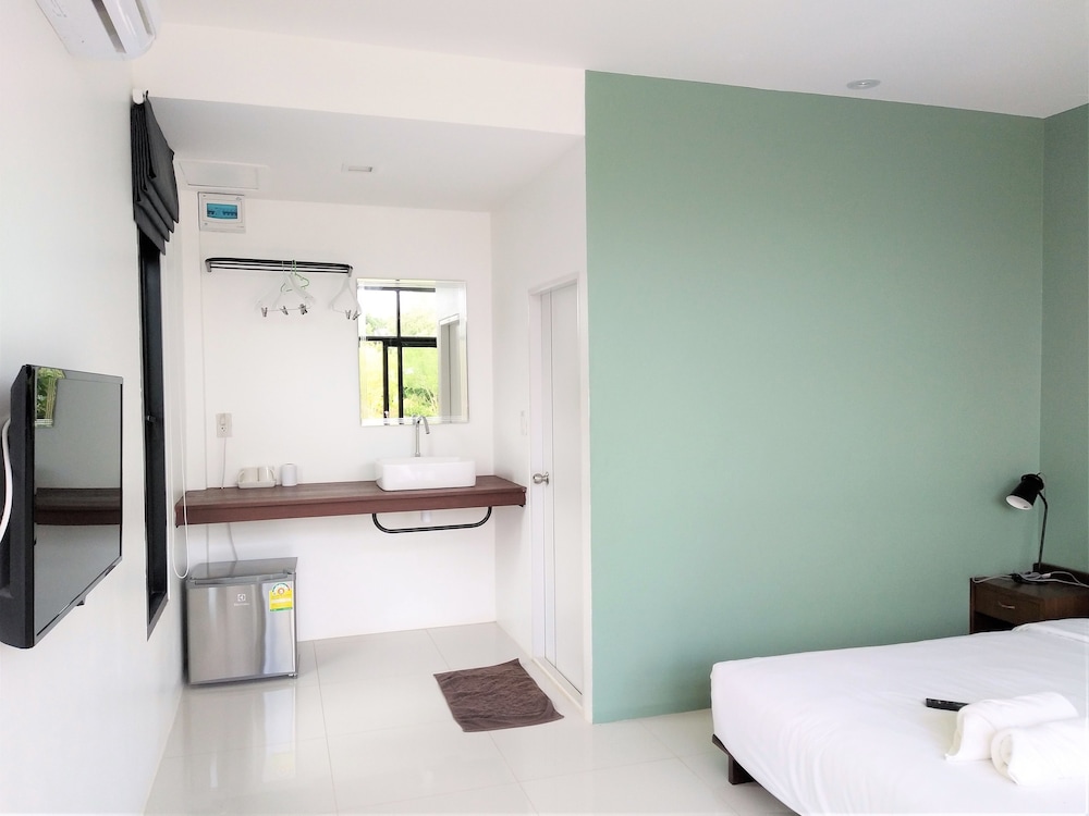 Baannok Plaina Homestay 8/26