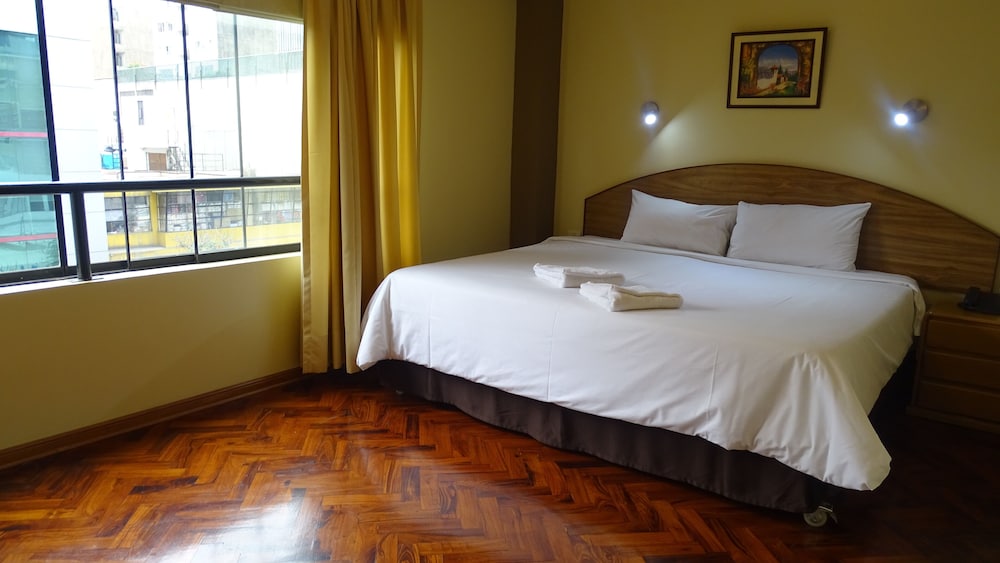 Suites Larco 656 20/50