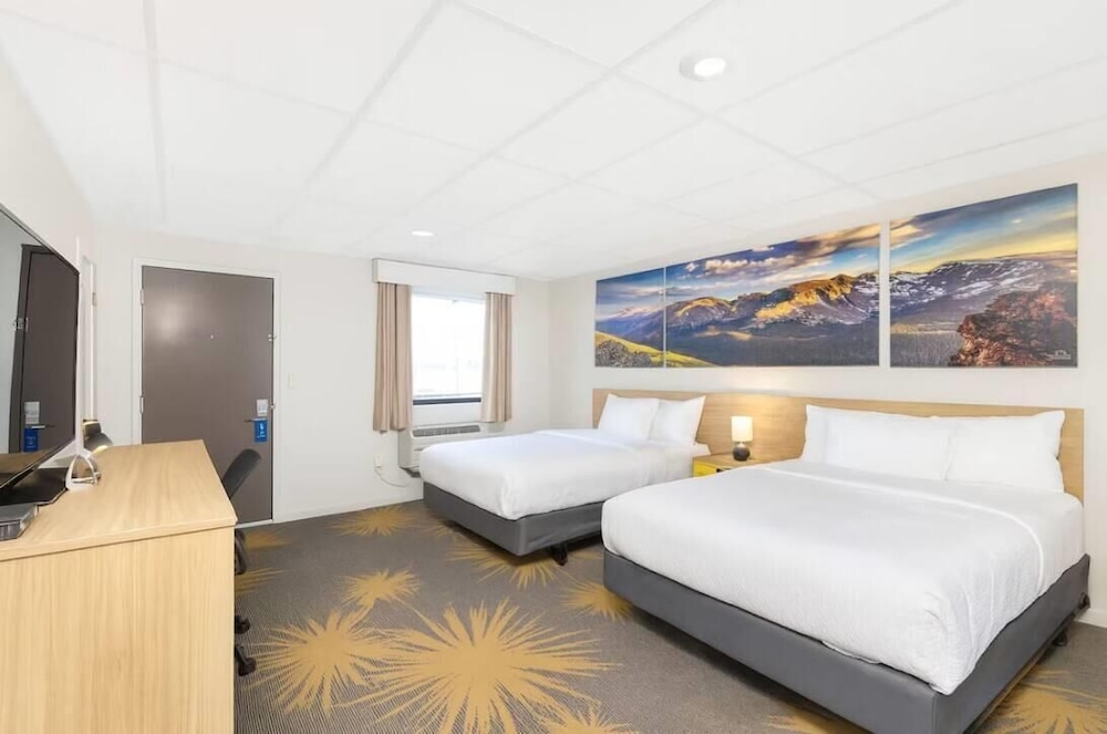 Days Inn by Wyndham Wheatland 17/42