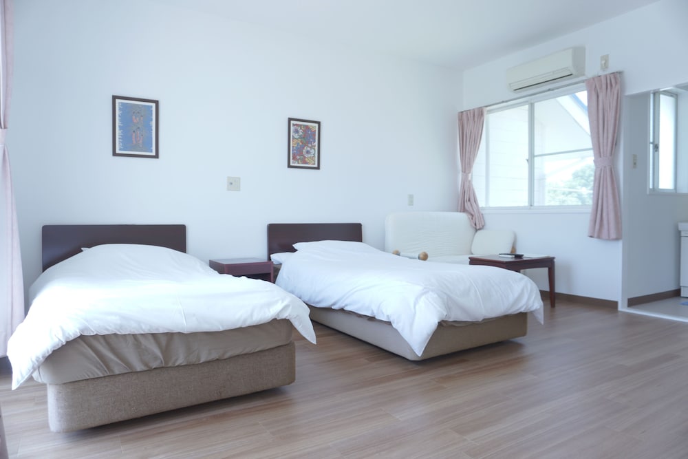 Hotel Kailani 6/20