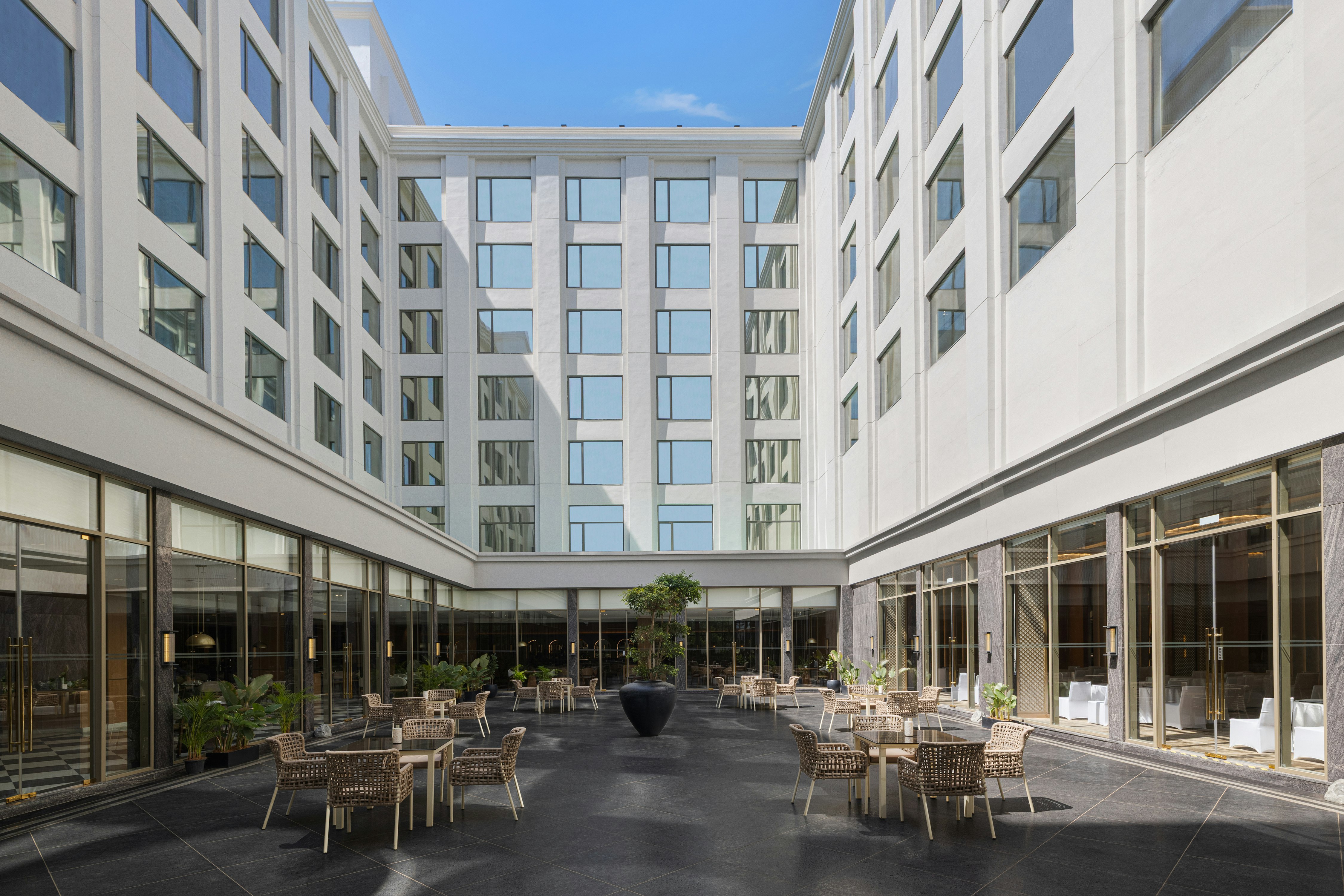 Doubletree by Hilton Bengaluru Airport 41/50