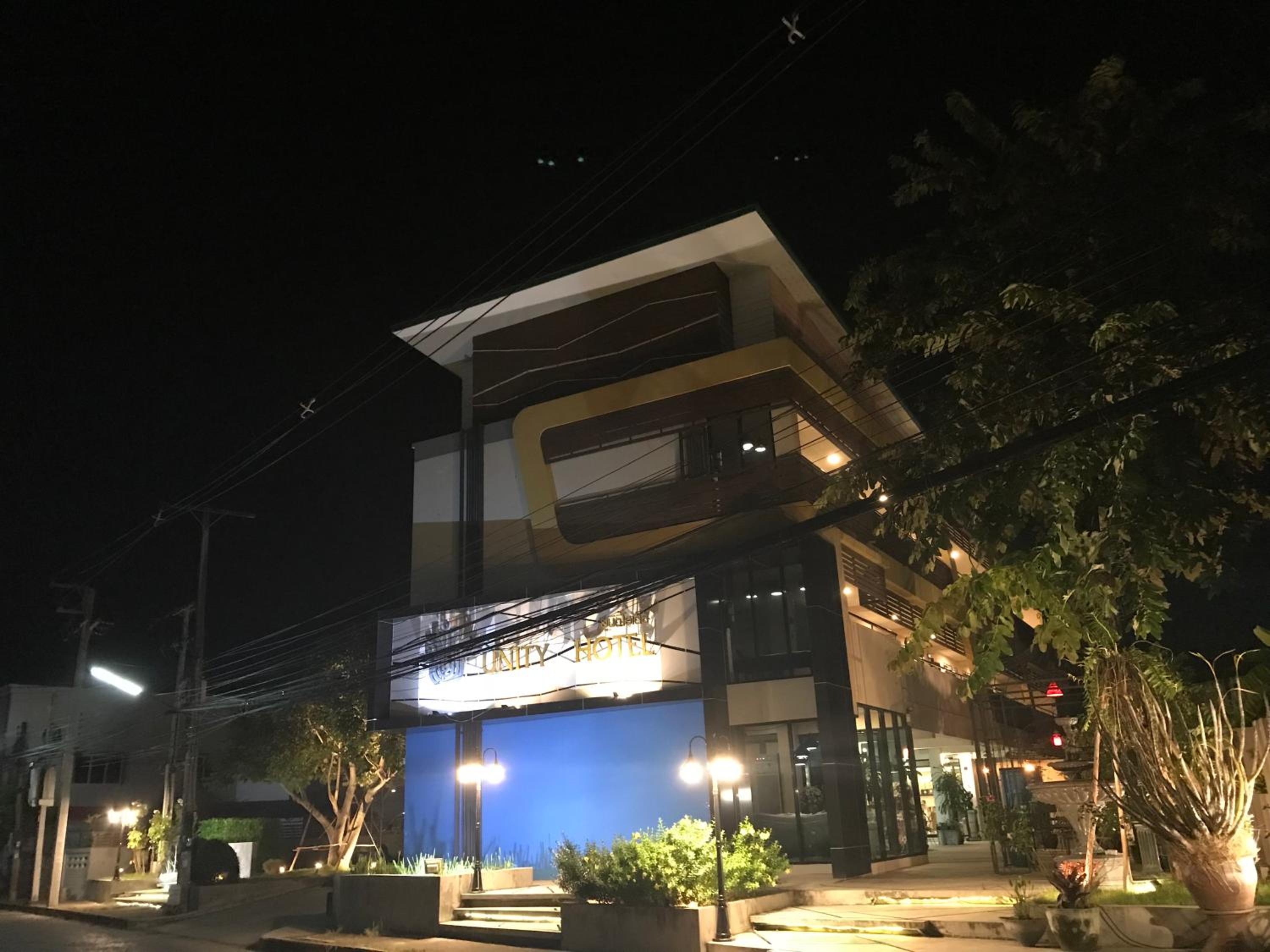 Unity Hotel 4/50