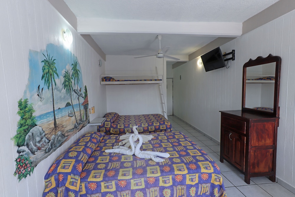 Posada Real 6/46