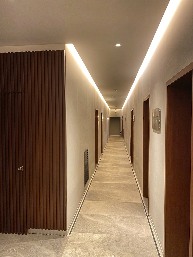 Ontico Urban Design Hotel 1/50