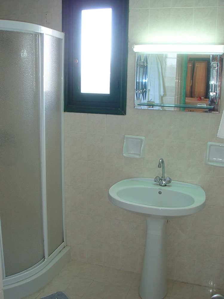 Finiki View Hotel Apartments 48/50