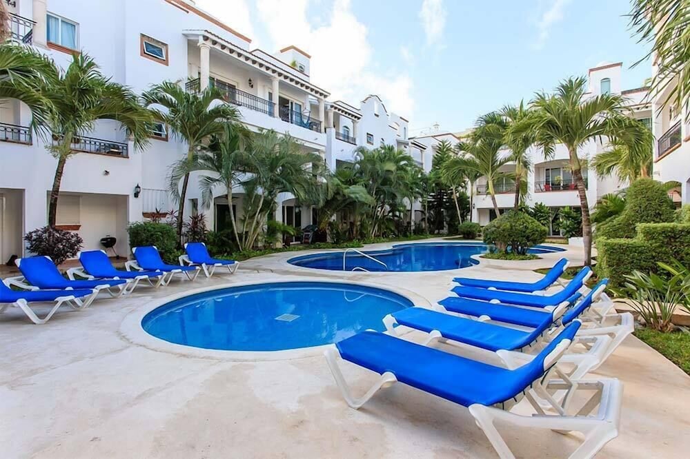 Gaviotas II Condo Hotel 4/39