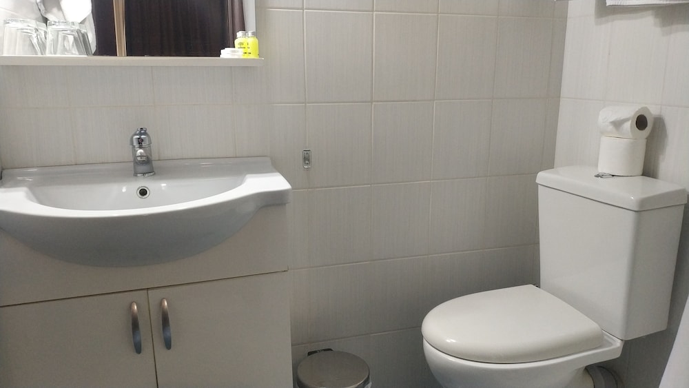 Ambrosia Suites 51/60