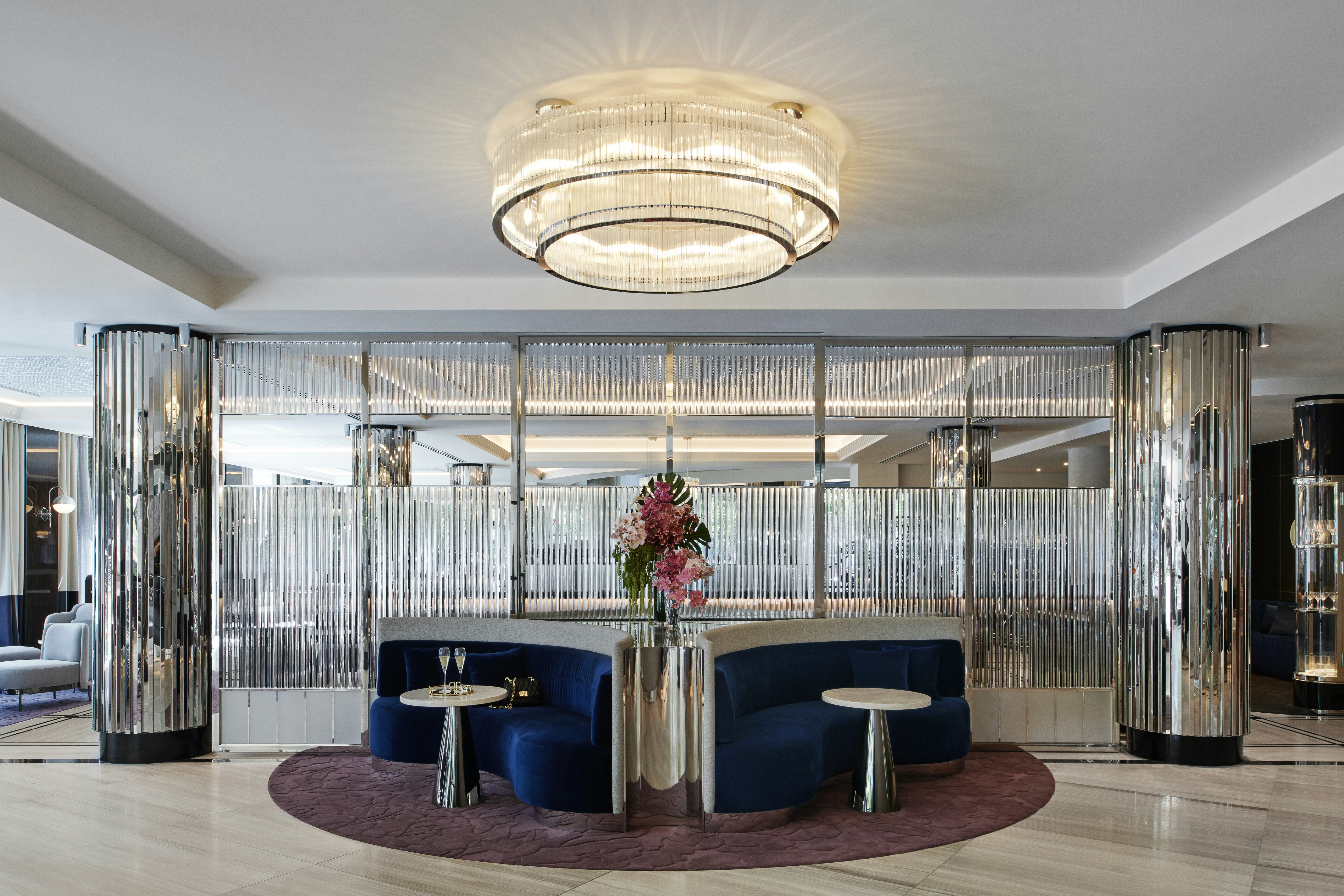 Royce Hotel 8/60
