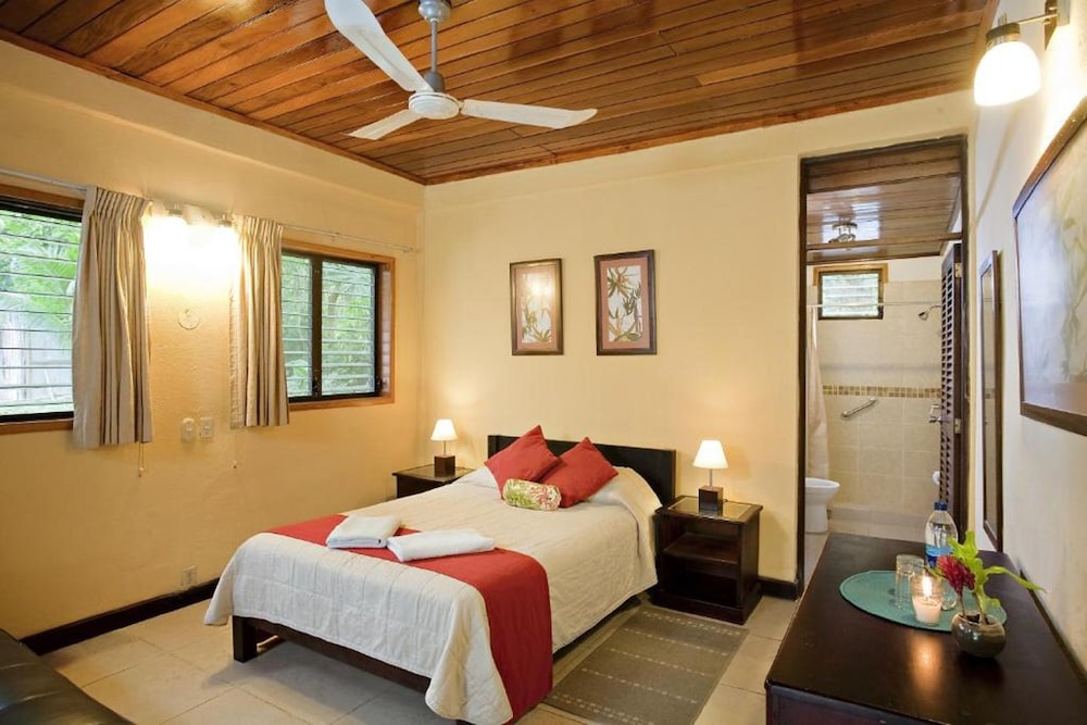 Hotel Jaguar Inn Tikal 49/70