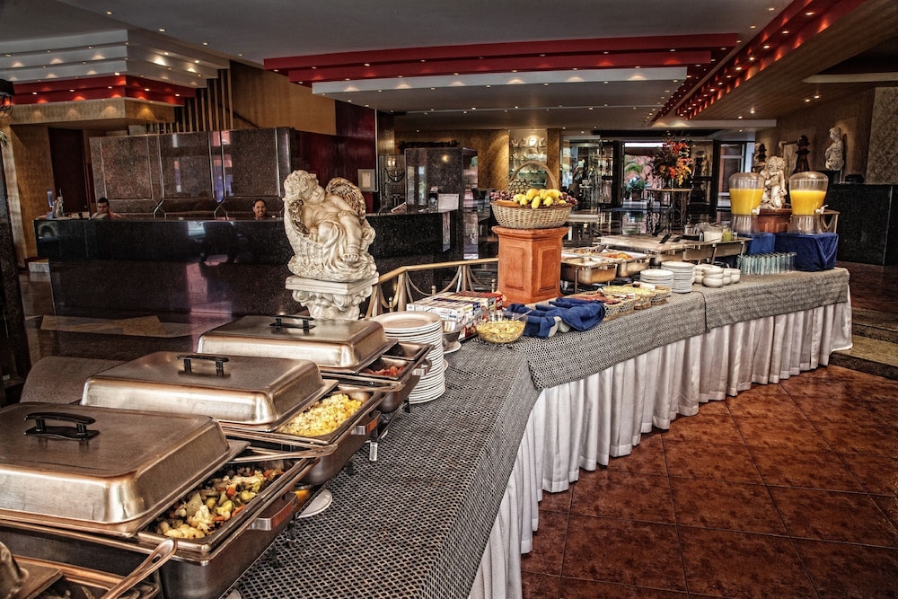 Hotel Cervantes 8/37