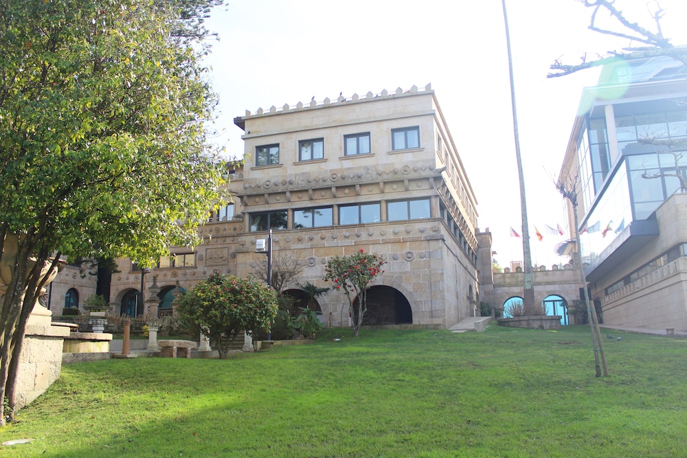 surroundings