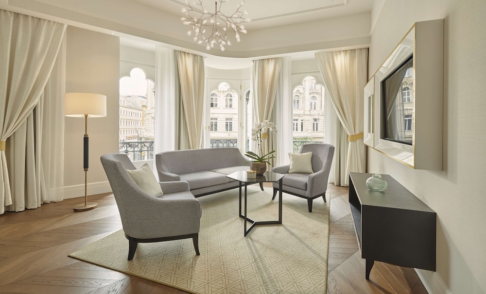 Parisi Udvar Budapest-Unbound Collection By Hyatt 35/50