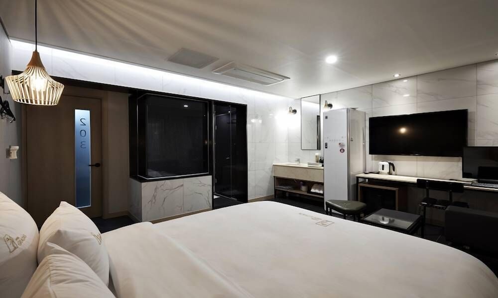 Gracias Hotel Gimhae 10/50