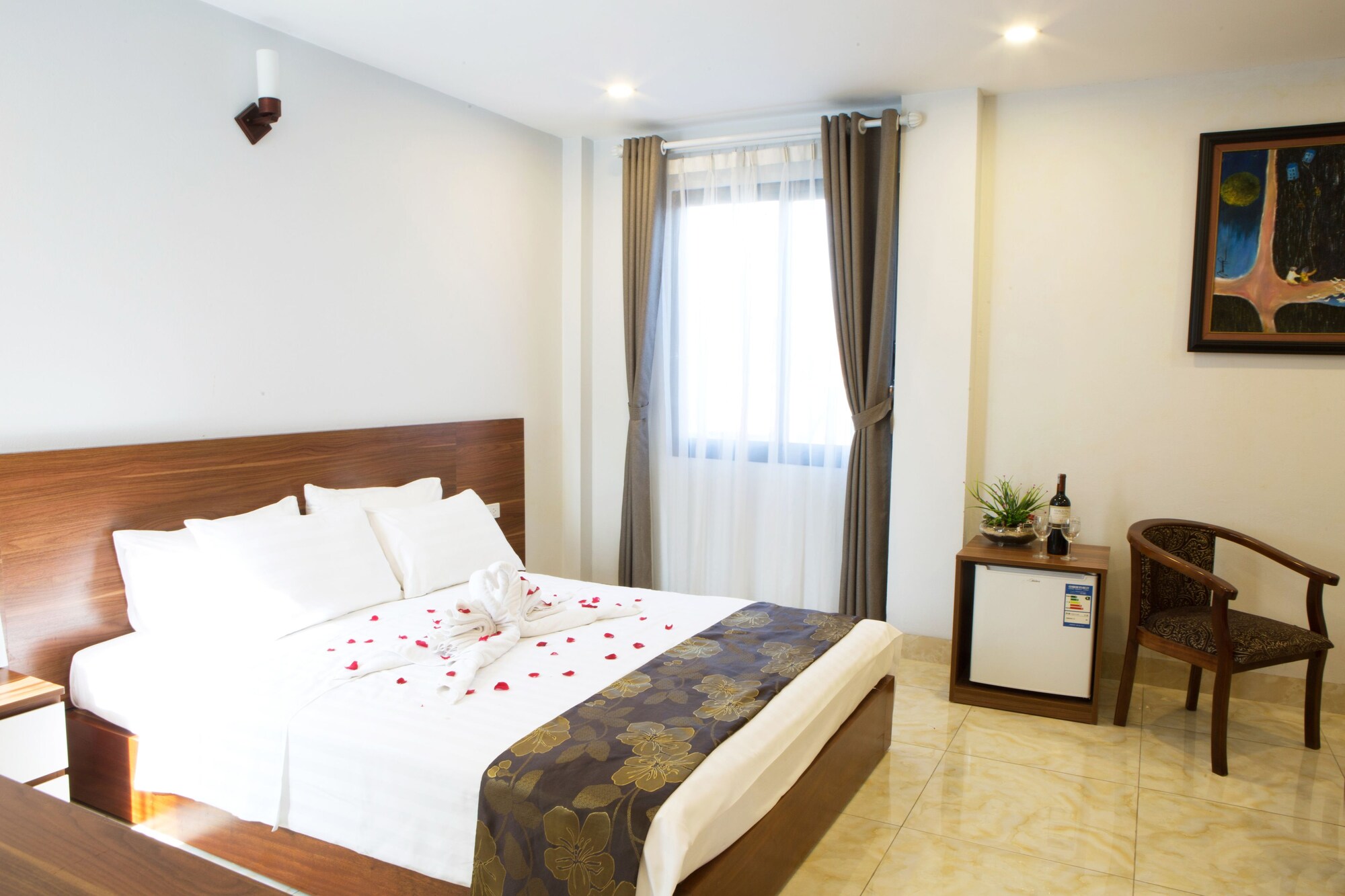 SUPERIOR, DOUBLE BED