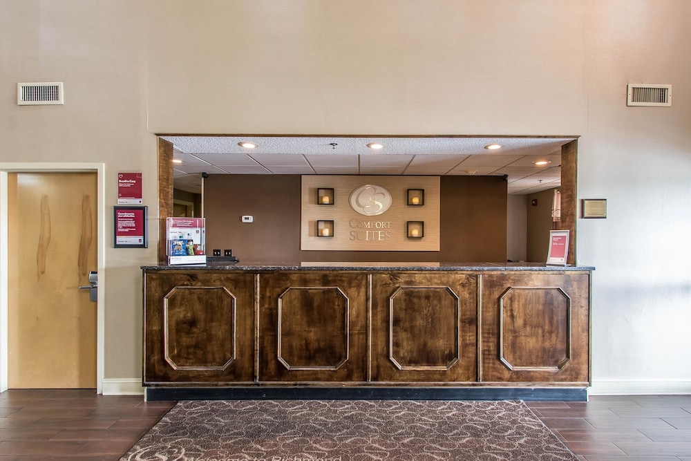 Comfort Suites Richmond, KY 5/43