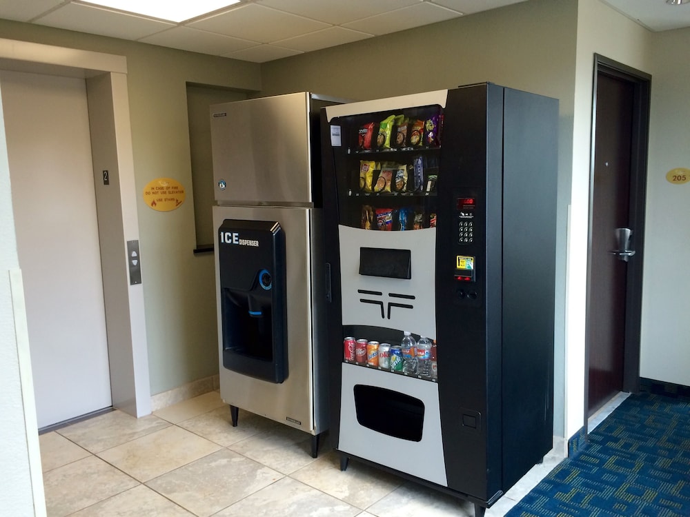Cityview Inn and Suites photo2