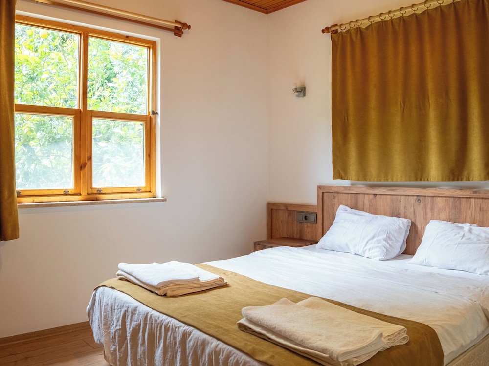 Cirali Hotel 11/50