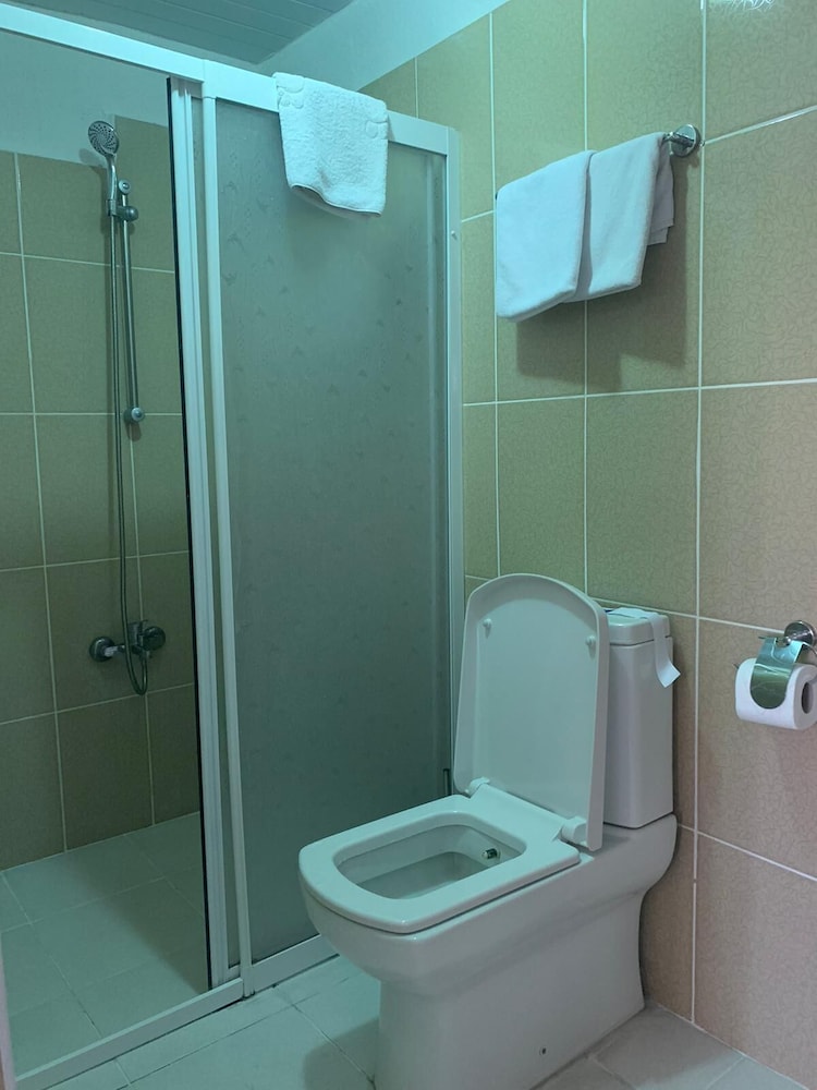 Kufe Hotel 43/47