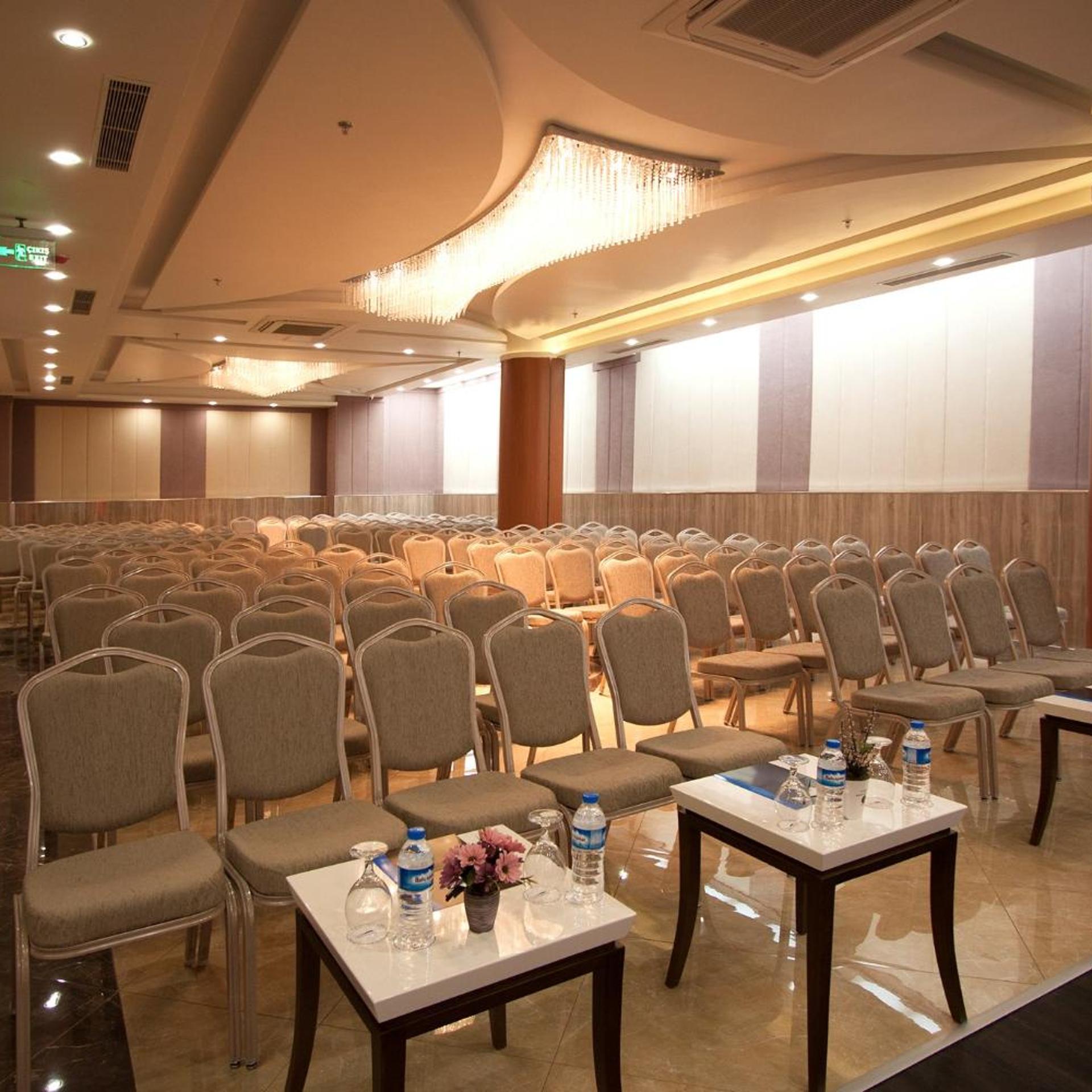 Forum Suite Hotel 57/70