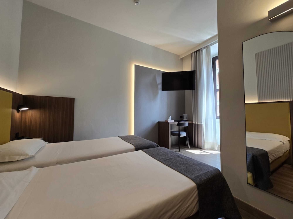 Mokinba Hotel Baviera 27/72