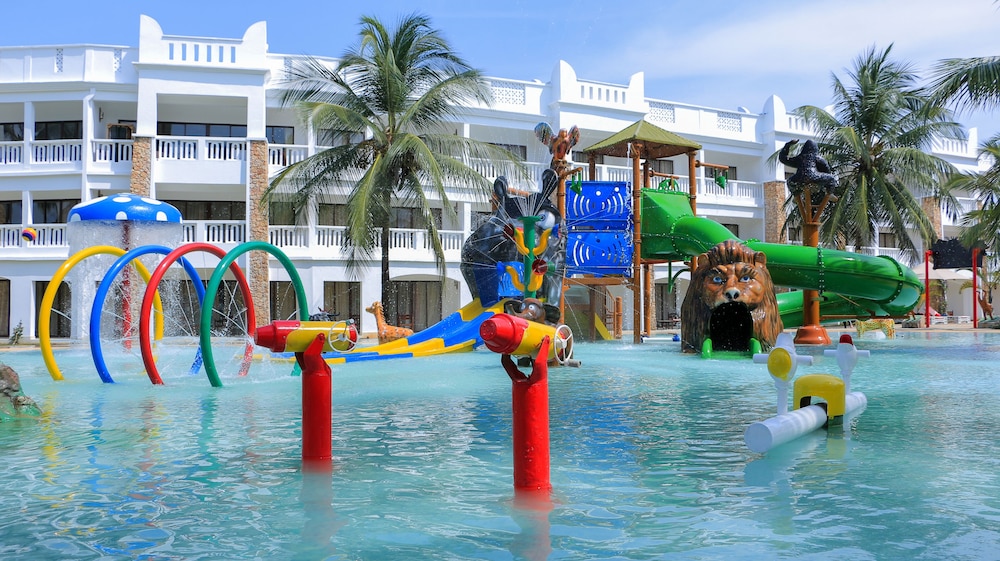 PRIDEINN PARADISE BEACH HOTEL AND SPA 68/79