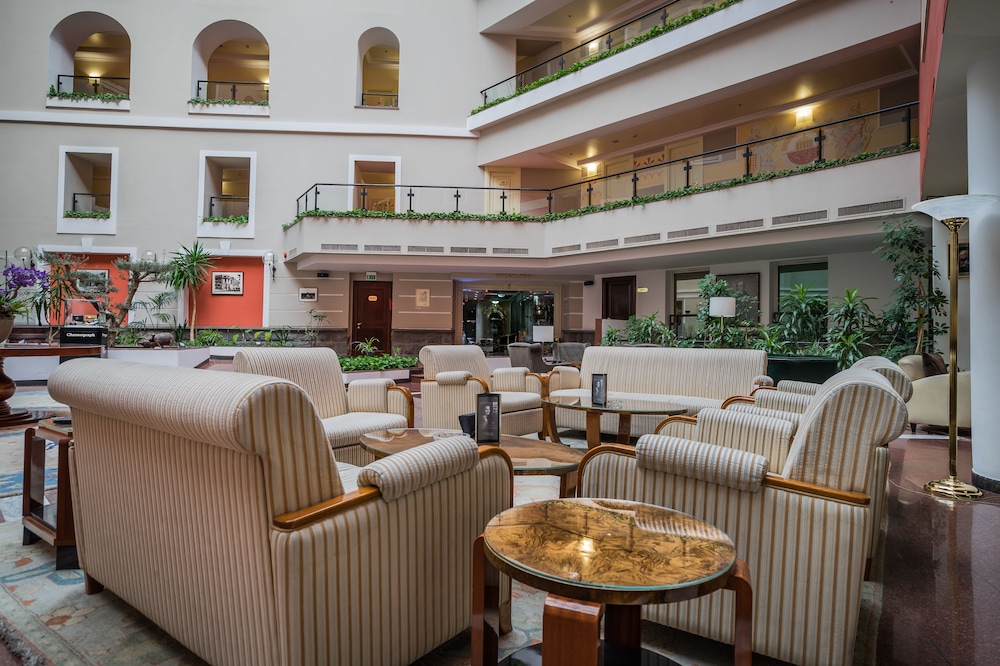 GRAND HOTEL YEREVAN 57/65