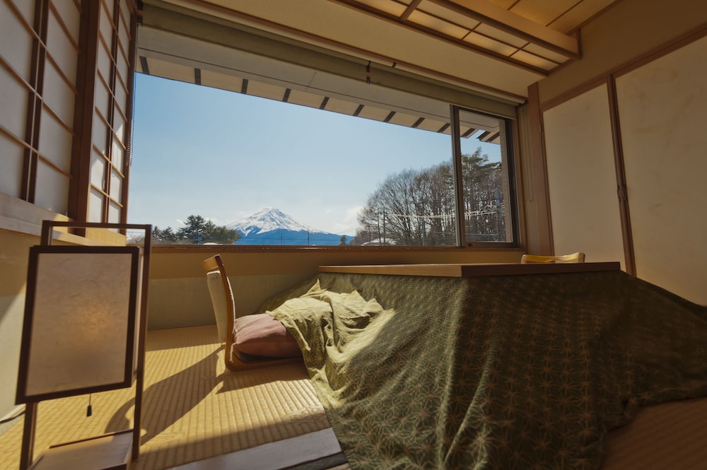 Ooike Hotel 24/50