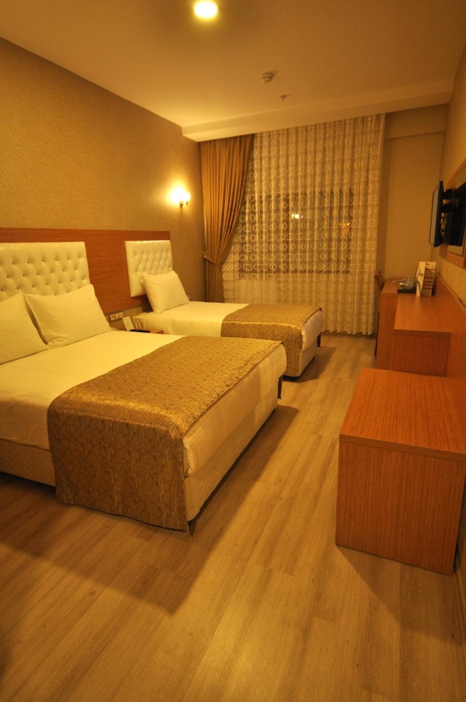 Bupa Hotel 8/26