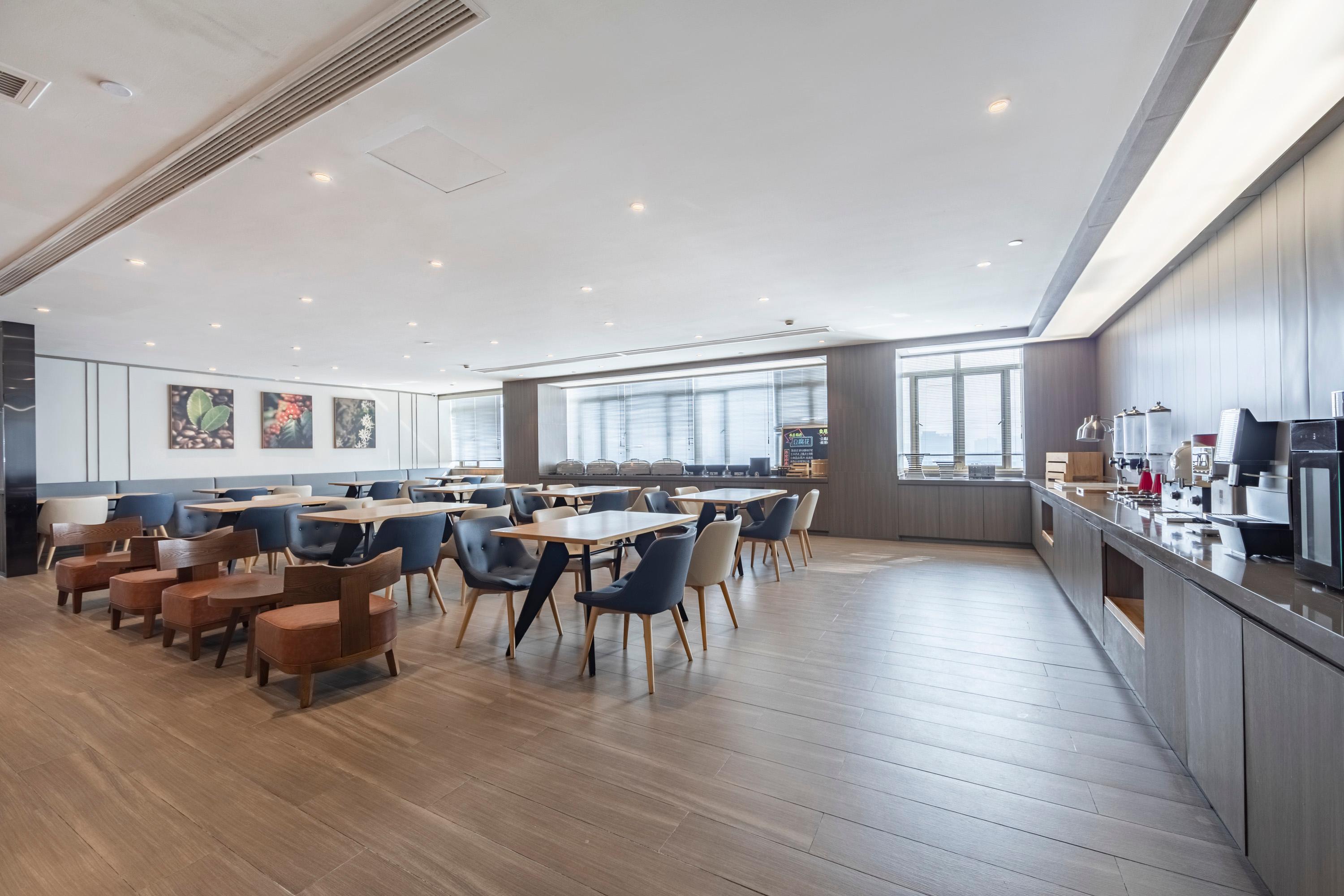 Hanting Hotel (Shanghai Caohejing Yishan Road) 22/37