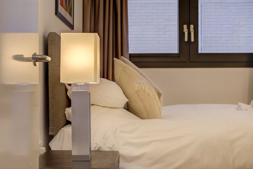 Cleyro Serviced Apartments - Finzels Reach 22/50