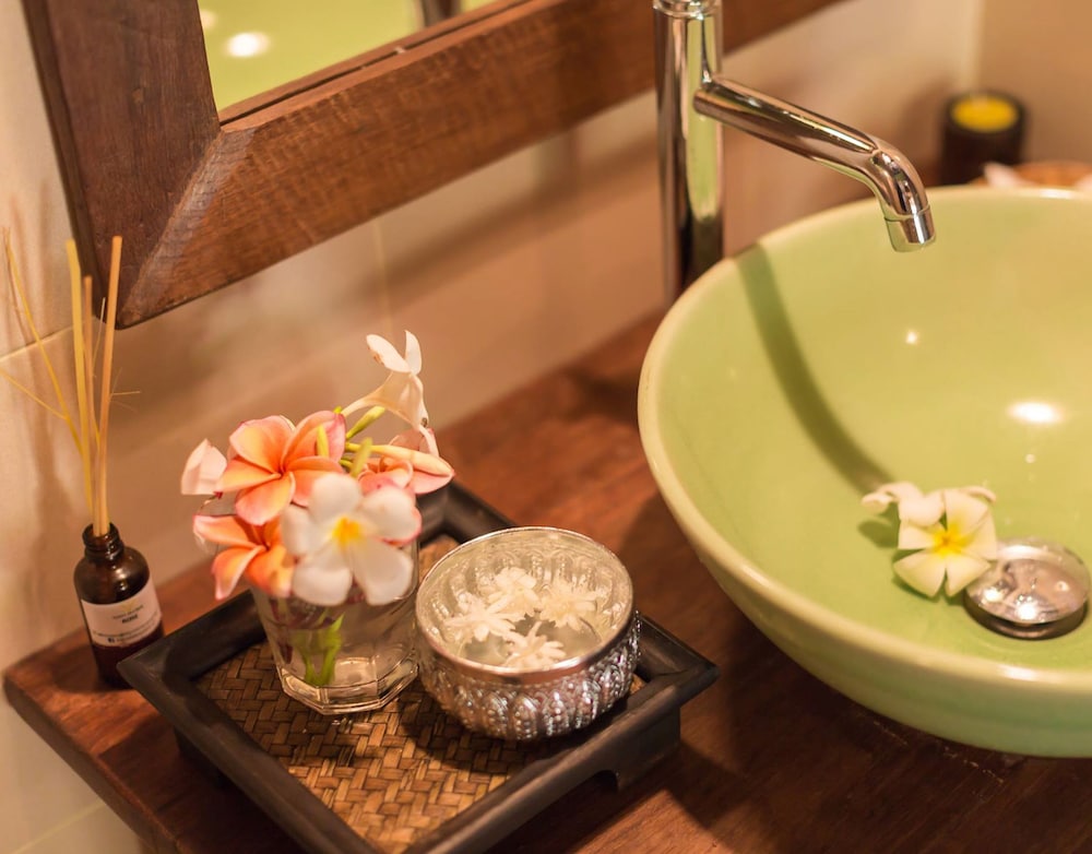 Azalea Village Wellness Resort 24/69
