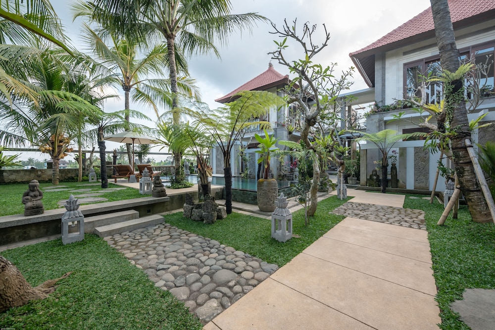 Prabhu Ubud Villa 25/37