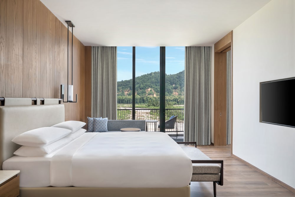 Jim Corbett Marriott Resort & Spa 4/23