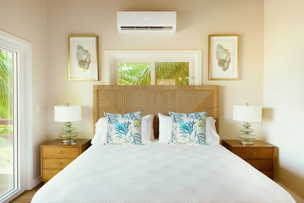 Hatchet Caye Resort 13/50