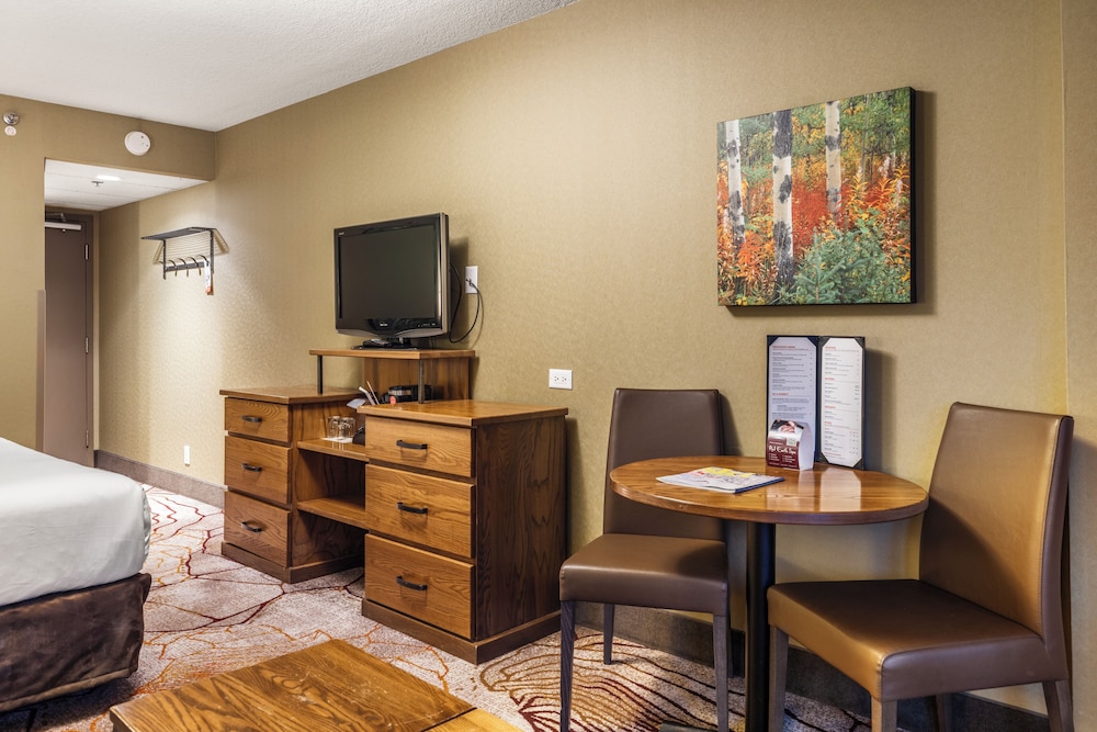 Banff Caribou Lodge & Spa 62/69