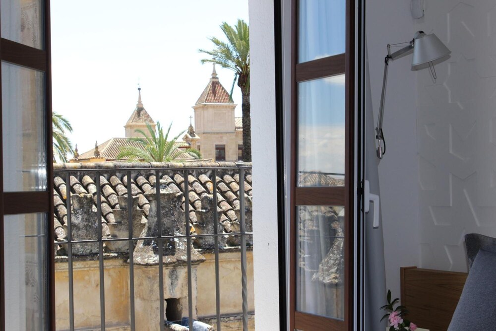 Hotel Boutique Caireles 44/64