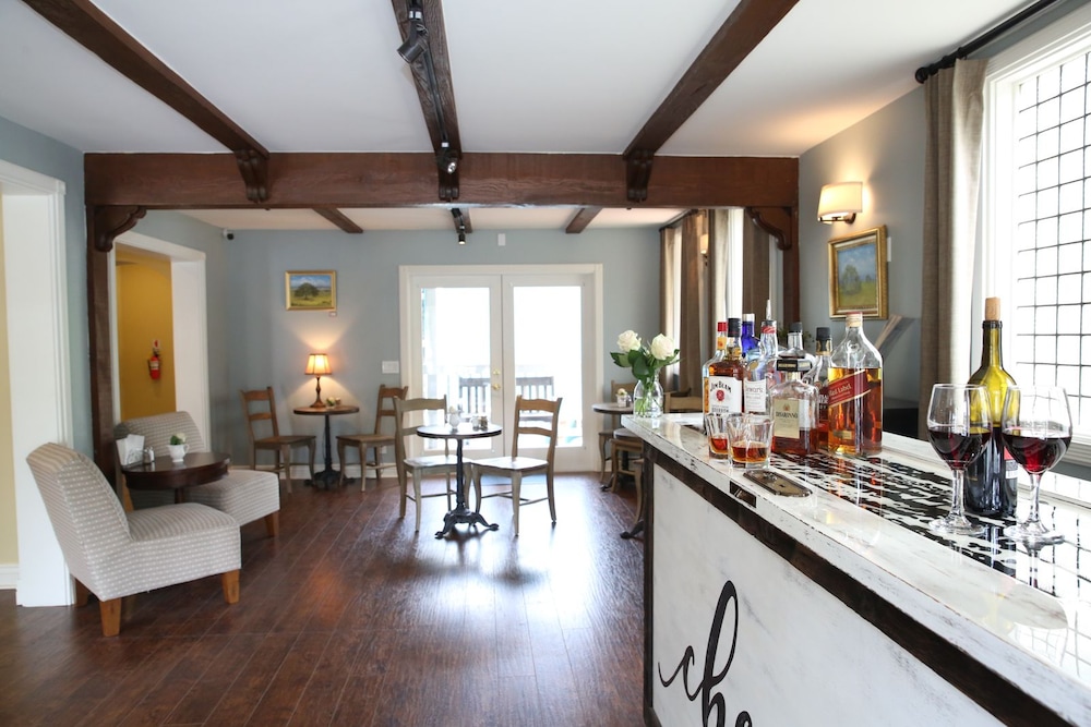 The Burton Inn 22/34
