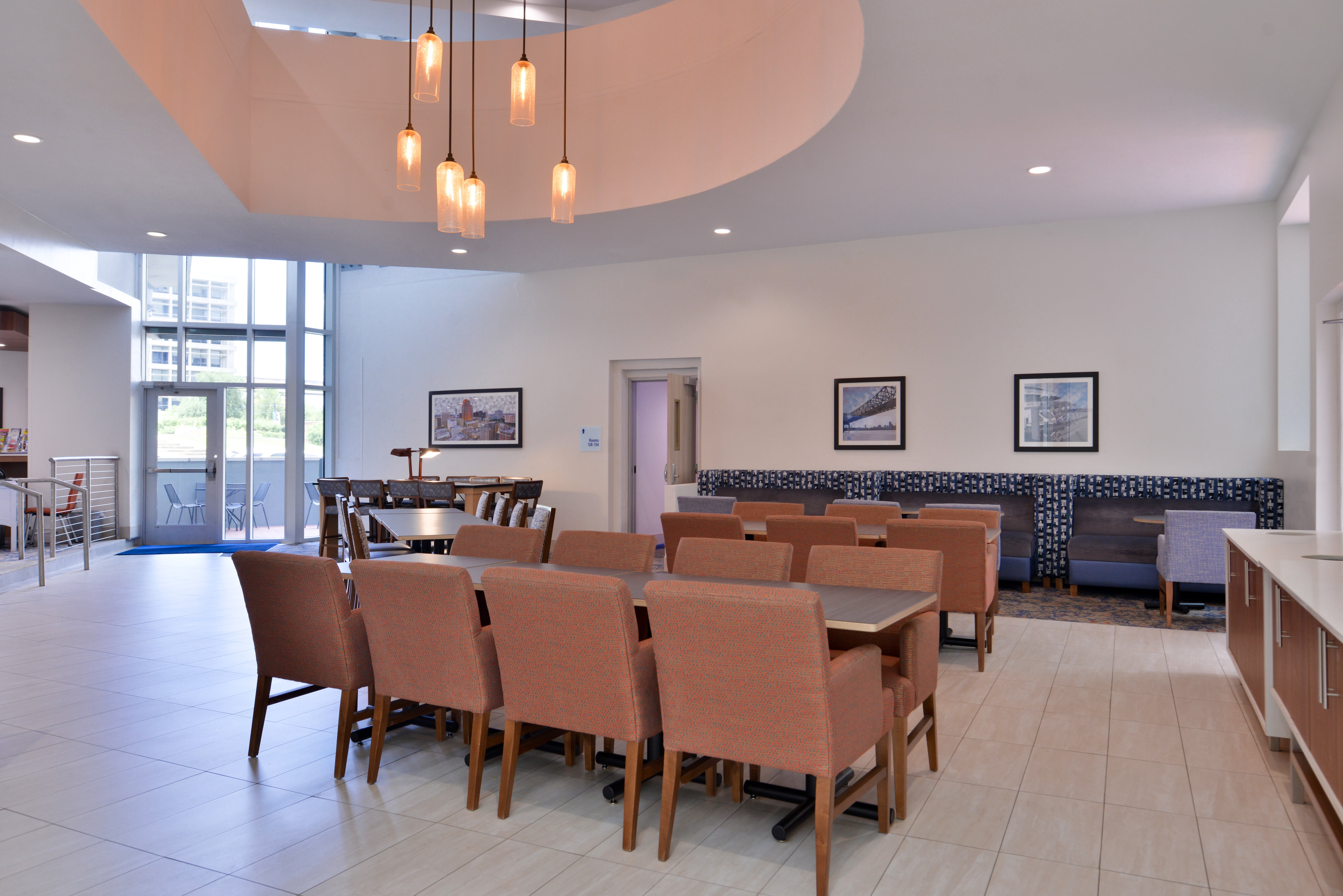 Holiday Inn Express New Orleans St Charles 30/43