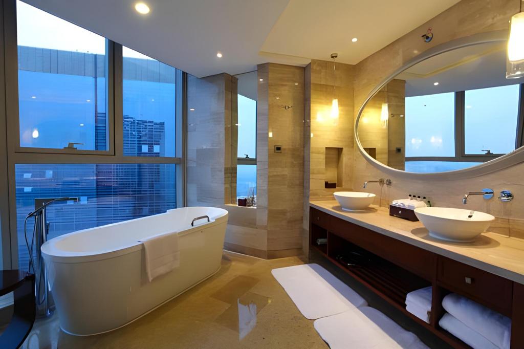 Capital, Suite, King Bed, City View, Executive Lounge Access, High Floor، Beijing Marriott Hotel Northeast 6/6