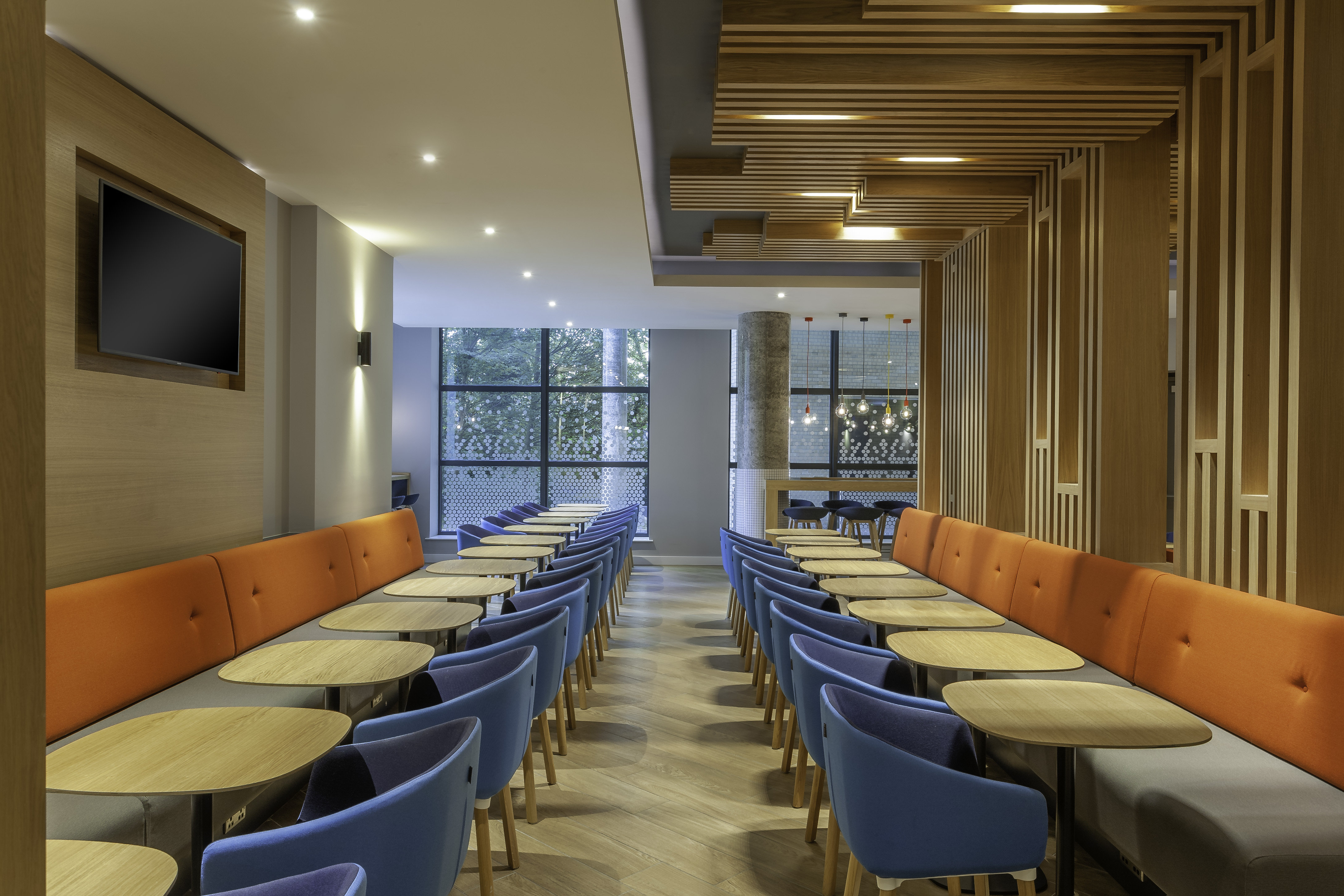 Holiday Inn Express Dublin Airport 22/30