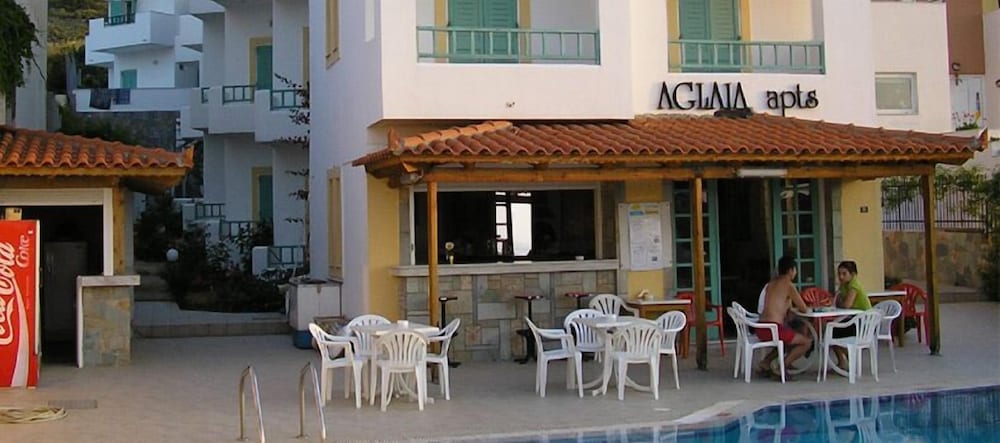 Aglaia Studios and Apartments 8/63