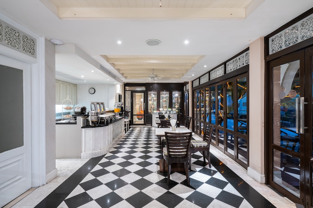 La Petite Salil Sukhumvit 8 11/48