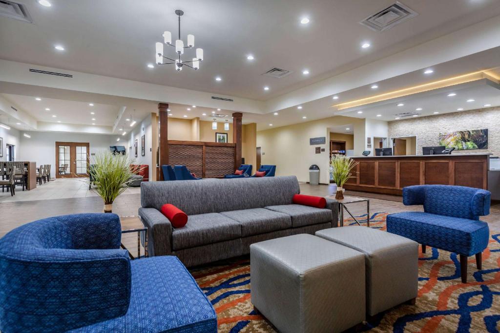 Upgrade, Suite, 2 Queen Beds