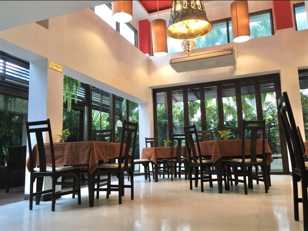 Siam Piman Hotel 55/72