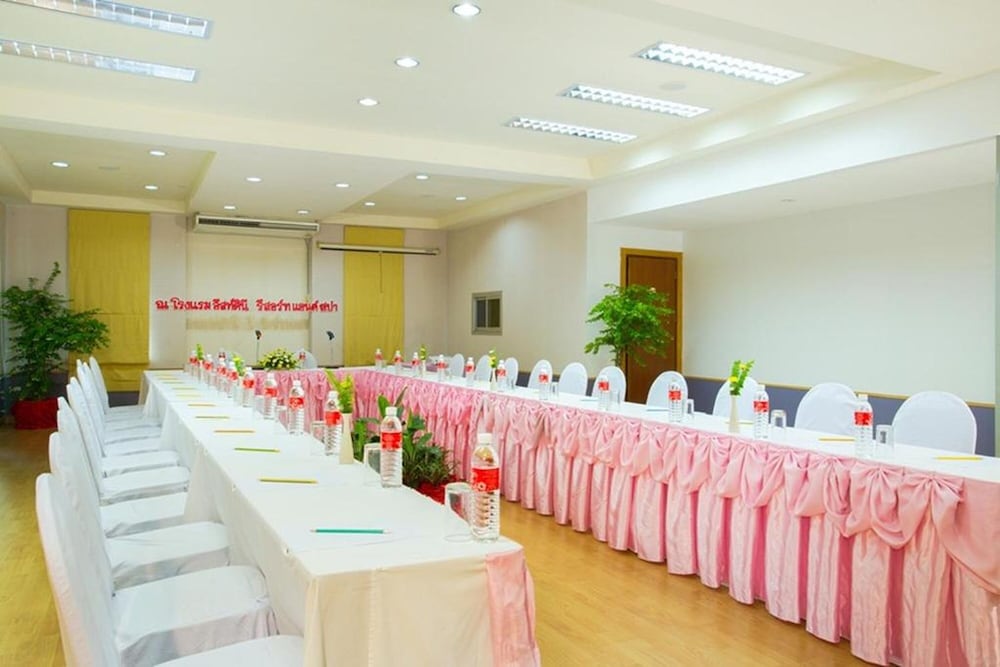 Eastiny Resort Spa 30/50
