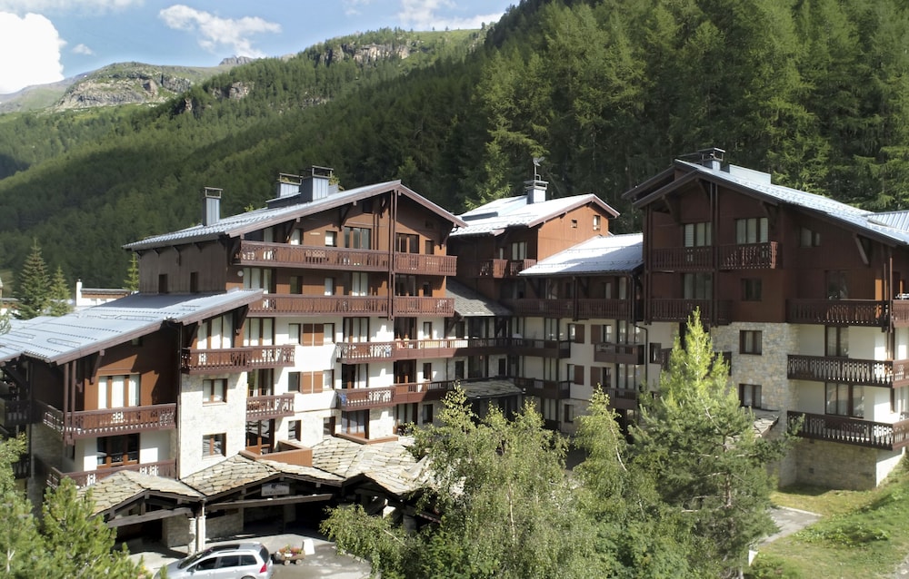 LES HAUTS DU ROGONEY 1/18
