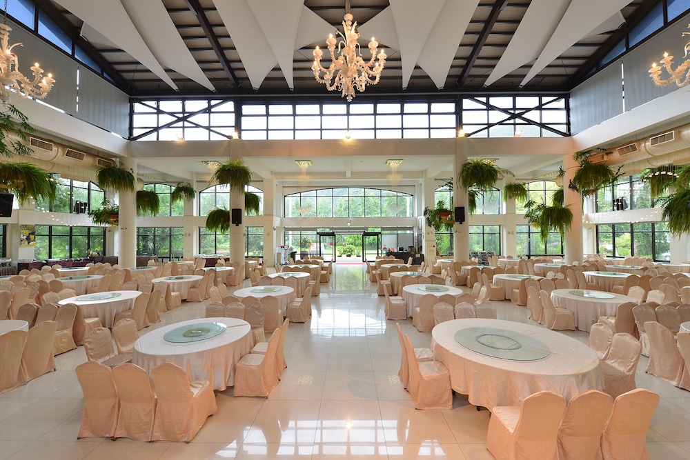 Tai-Yi Red Maple Resort(Tai-Yi Ecological Leisure Farm) 50/64